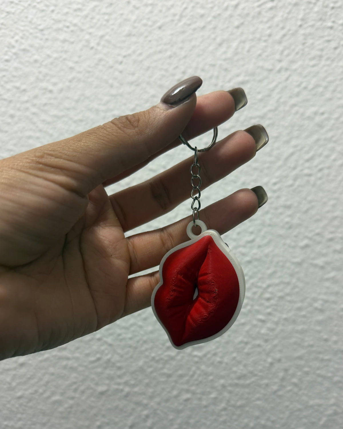 Llavero Abrelatas Labios Rojos